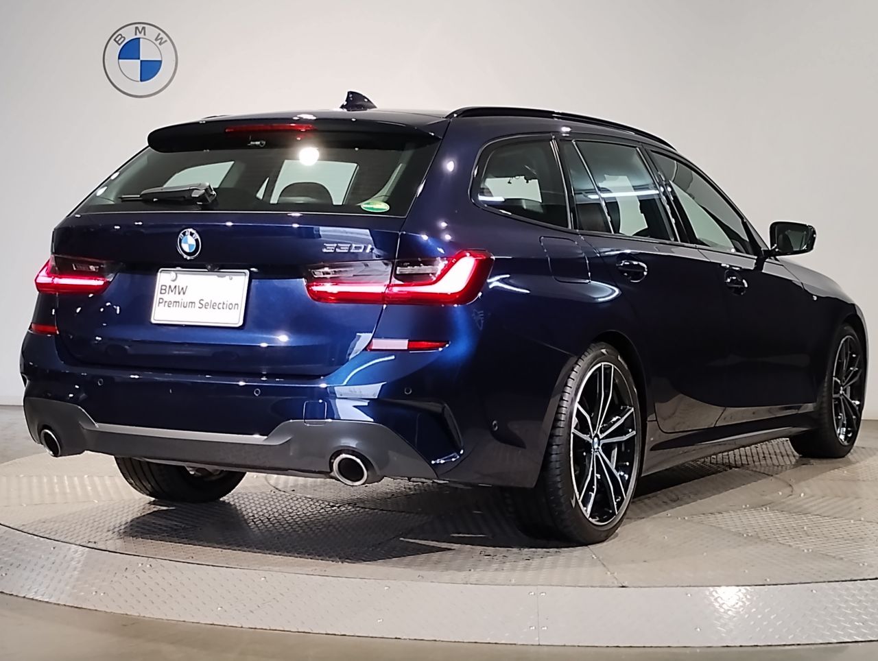 G21 330i Touring RHD