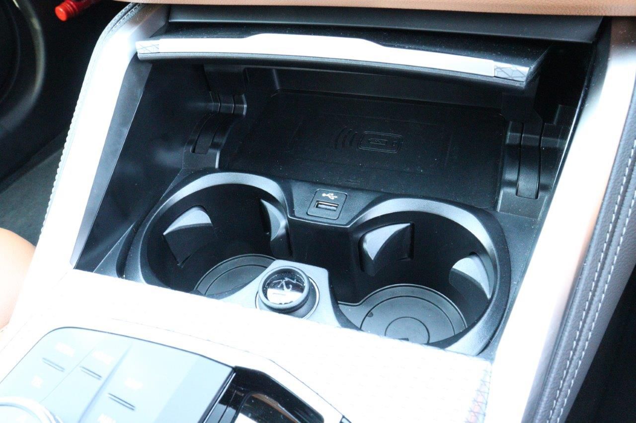 G26 i4 M50 RHD
