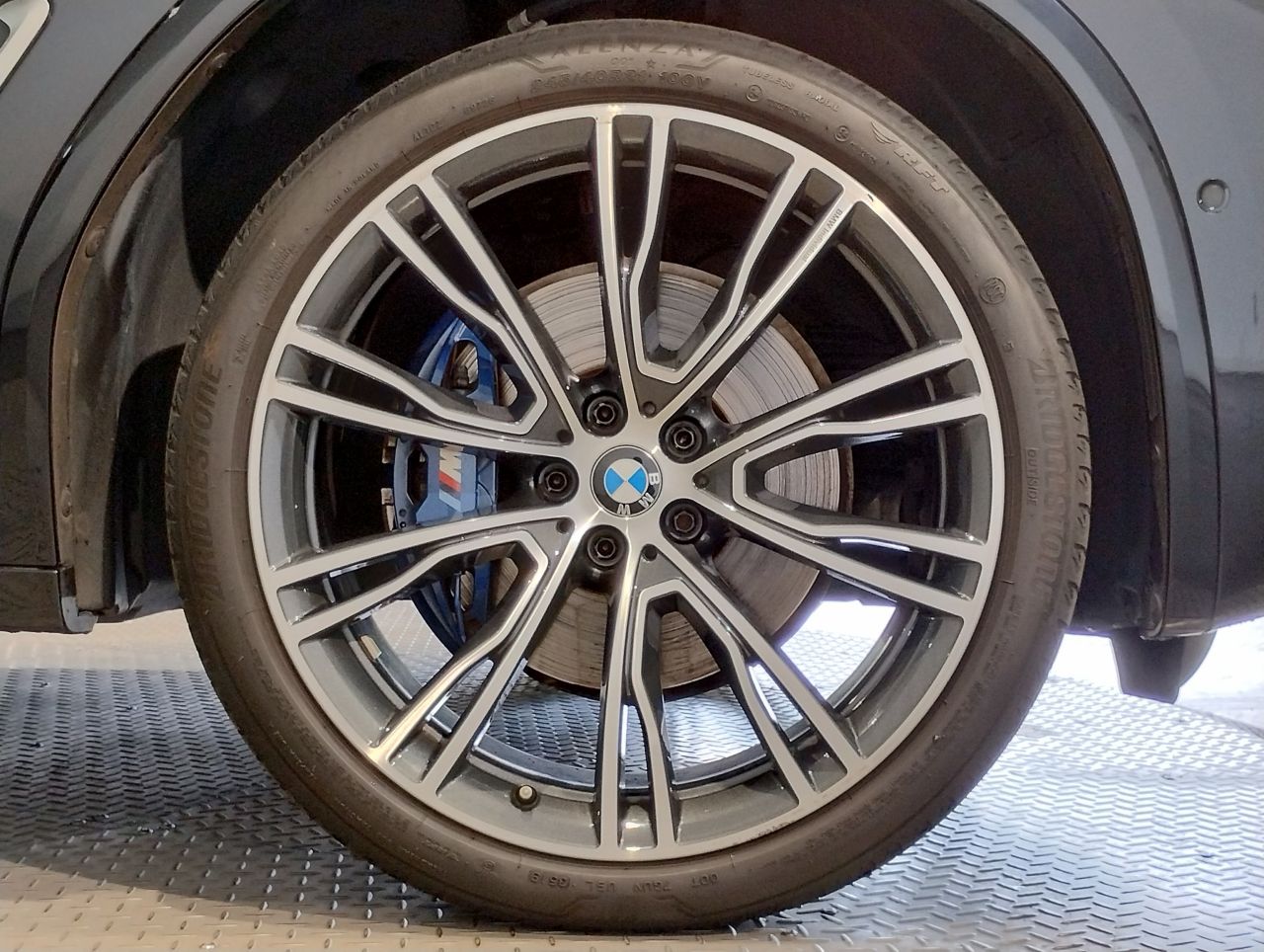 G01 X3 M40i RHD ZA