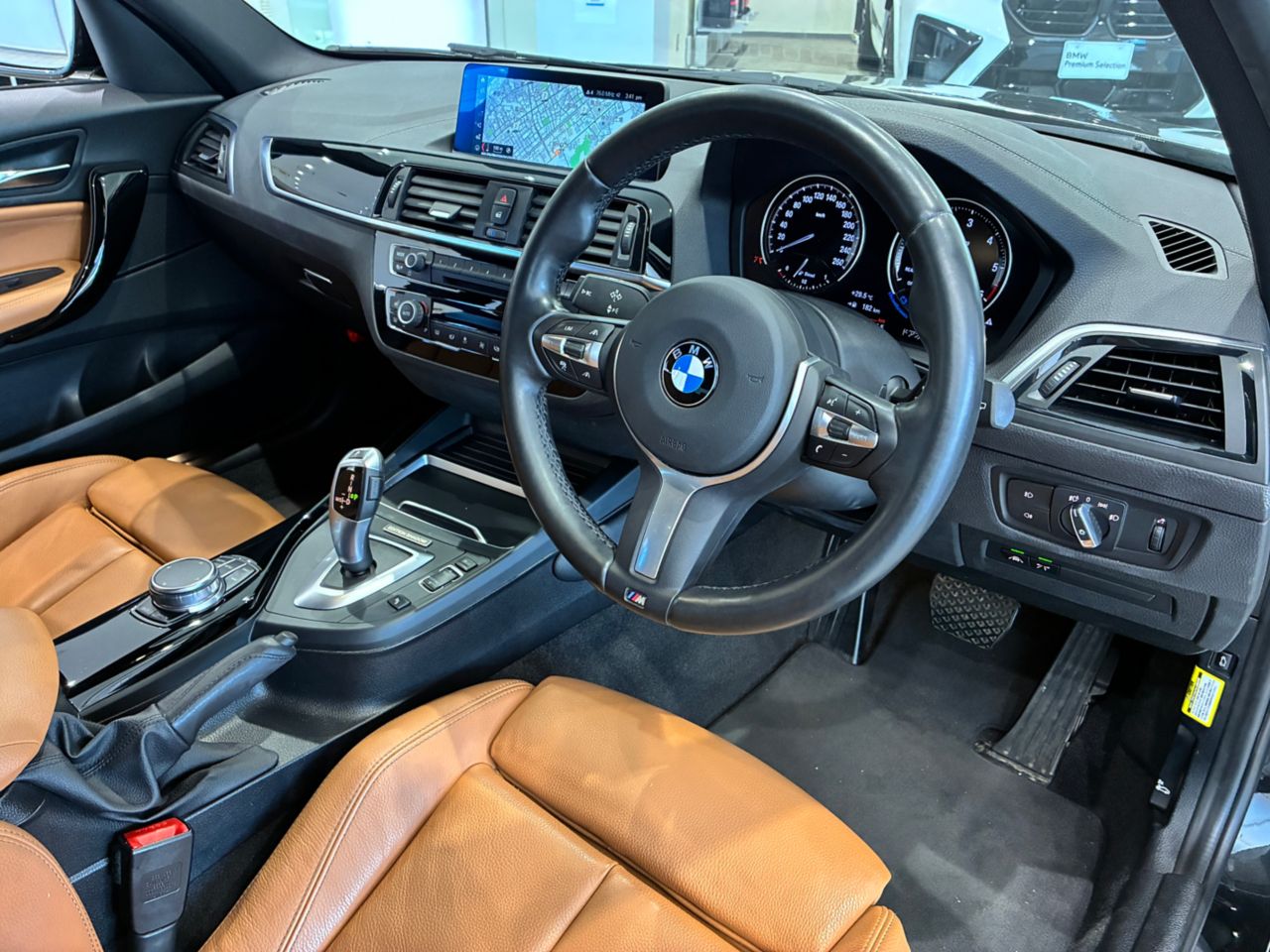 118D 5DOOR RHD