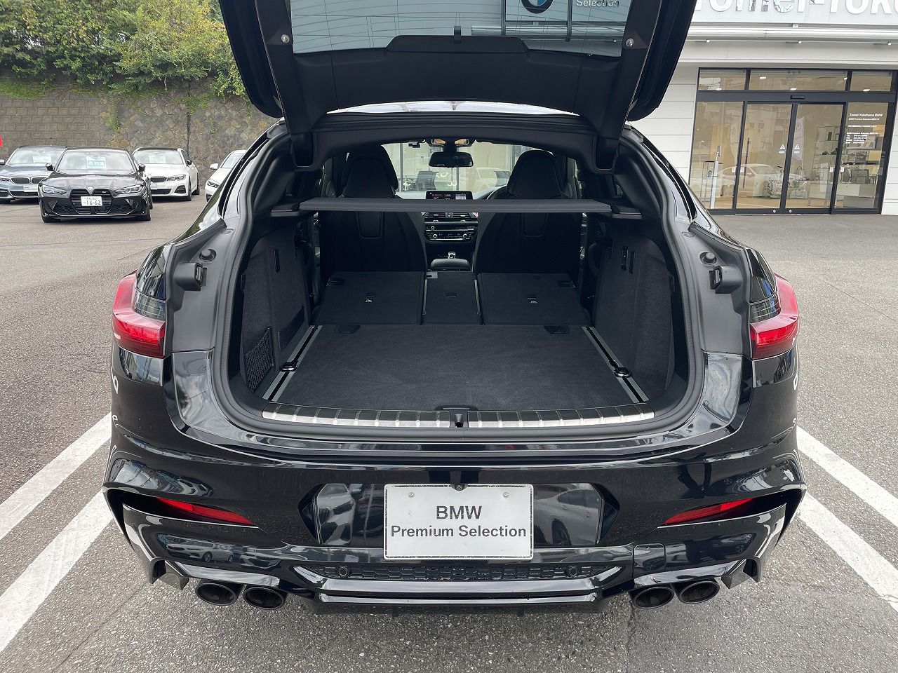 X4 M RHD