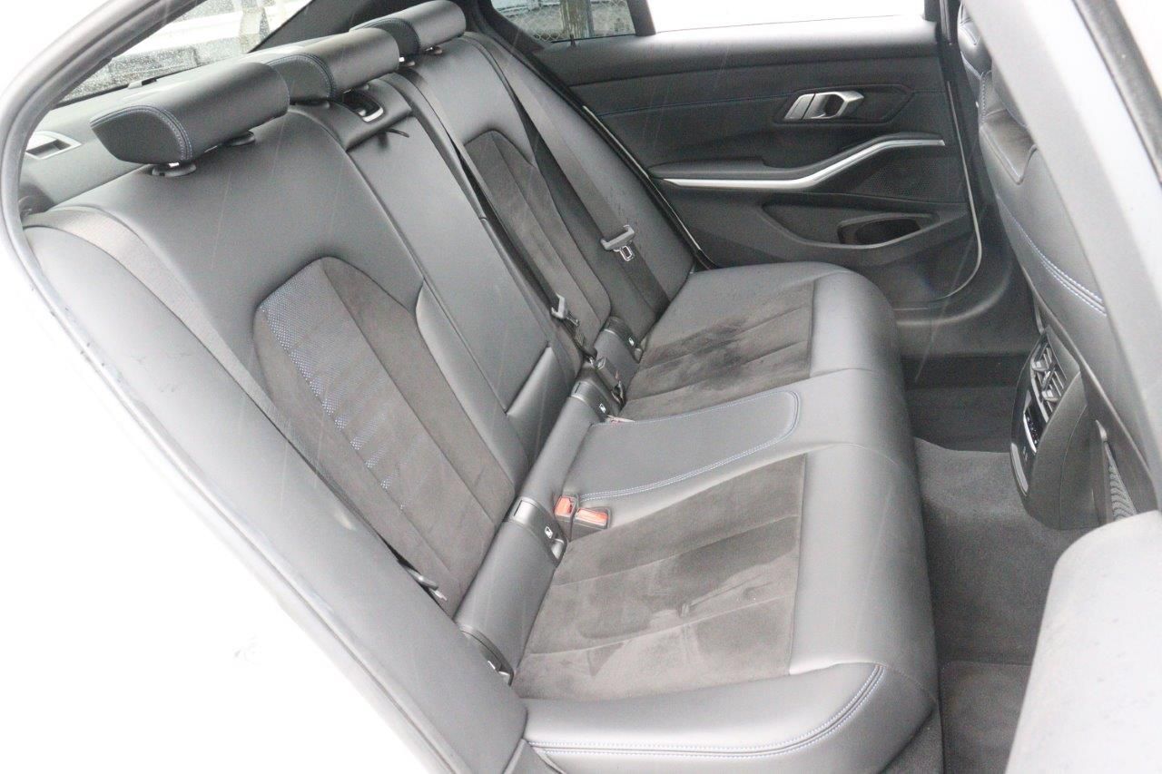 G20 320i Saloon LCI RHD MX