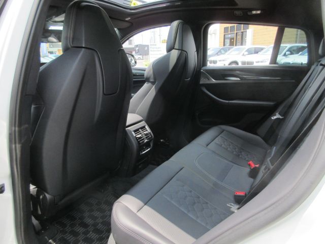 X4 M RHD