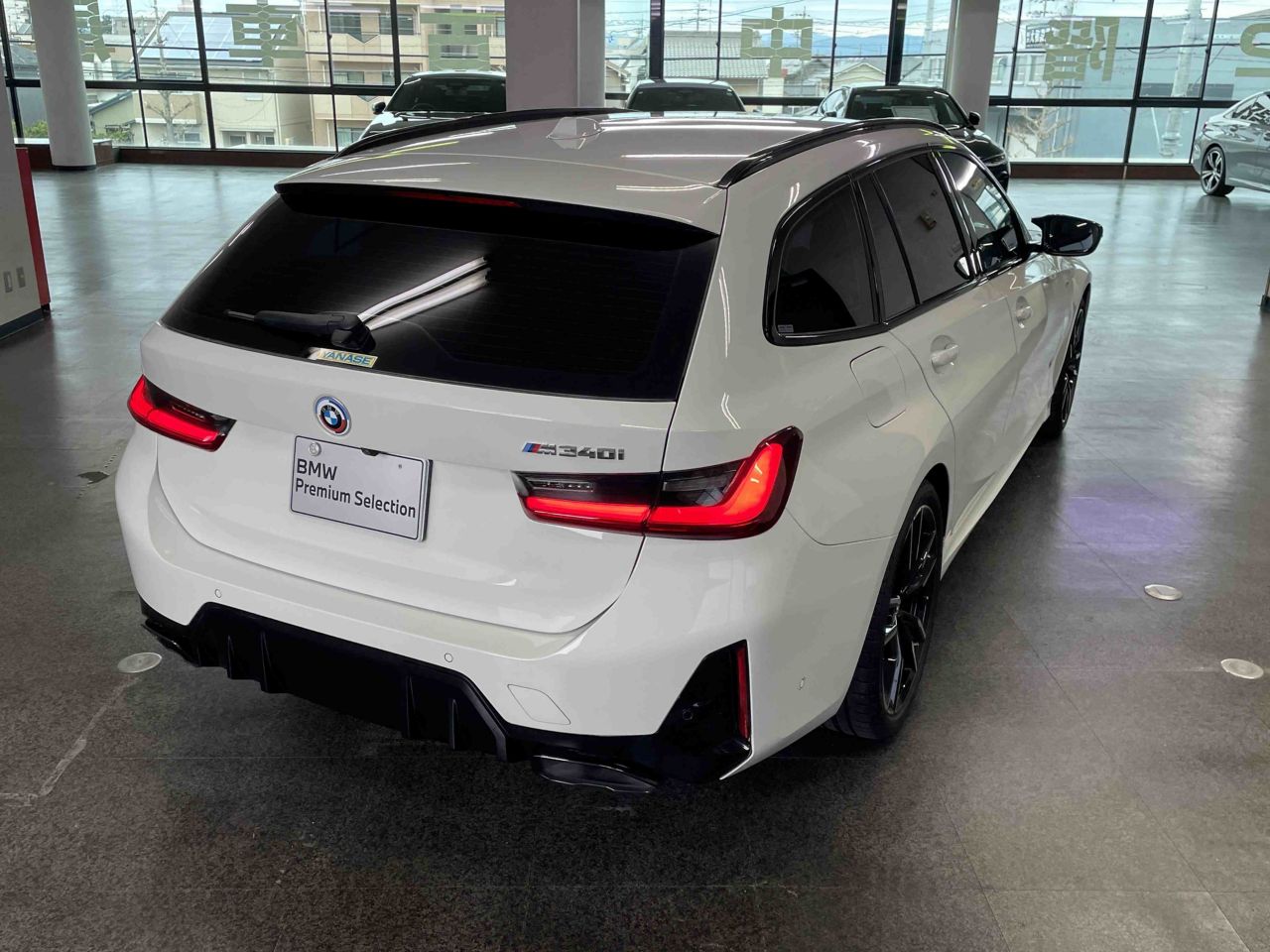 G21 M340i xDrive Touring LCI RHD