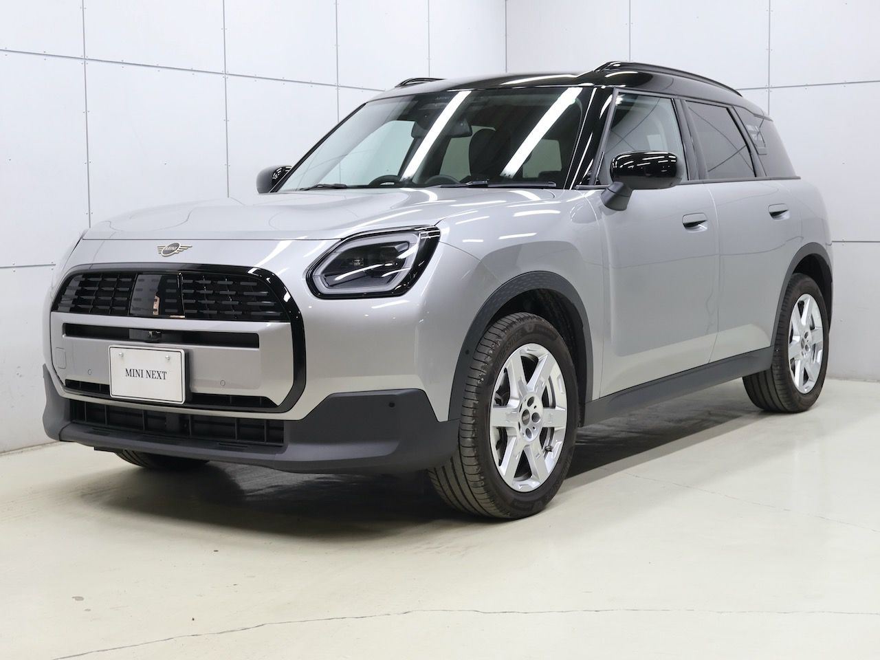 THE NEW MINI COUNTRYMAN D