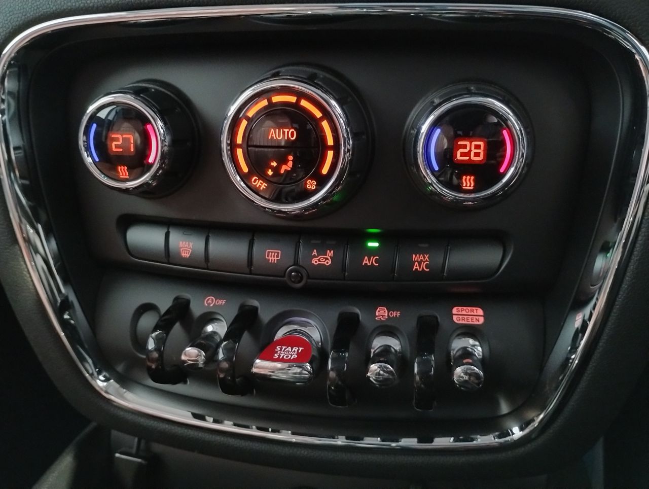 MINI CLUBMAN COOPER S D