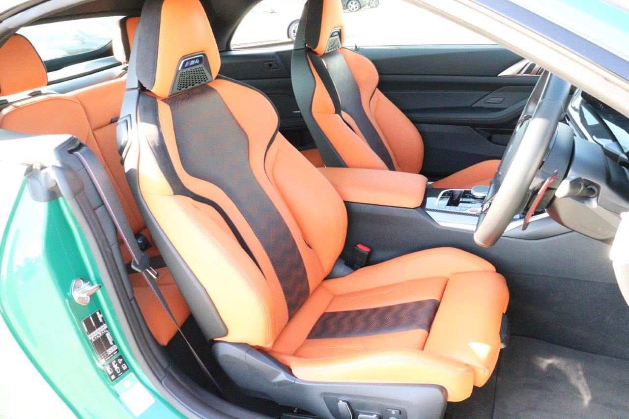 G*** M* C********** M x***** C********** RHD