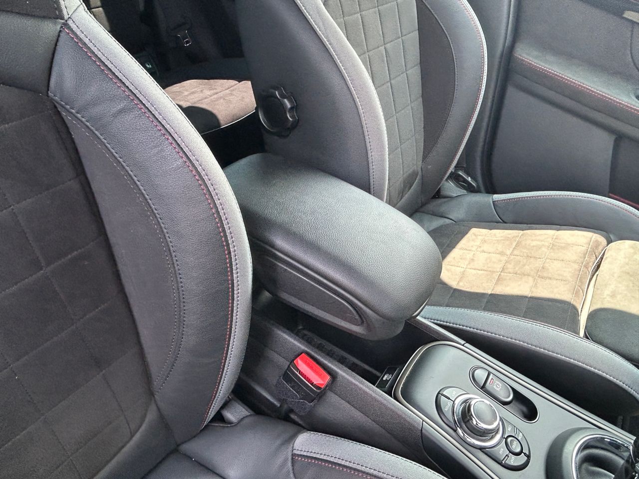 MINI John Cooper Works ALL4 Countryman RHD
