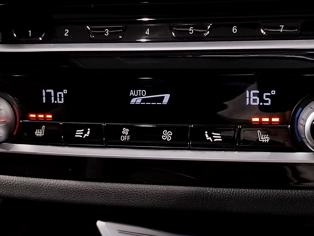 X4 M40i RHD