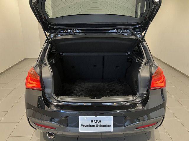 118D 5DOOR RHD