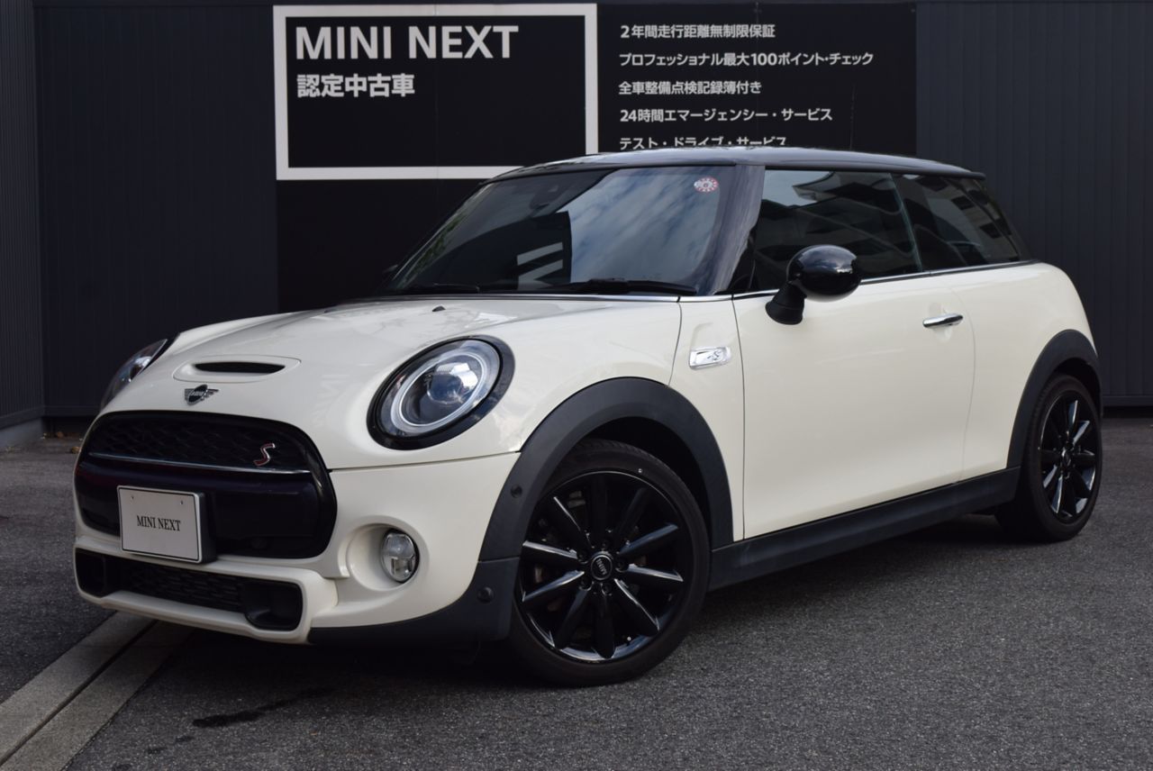 THE NEW MINI COOPER S 3 DOOR.