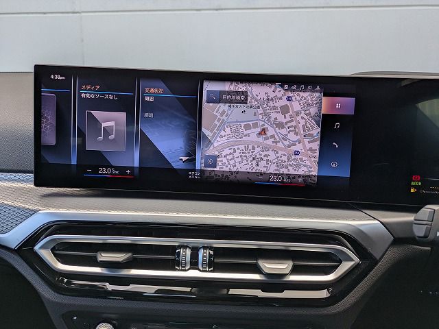 320d xDrive Berline RHD