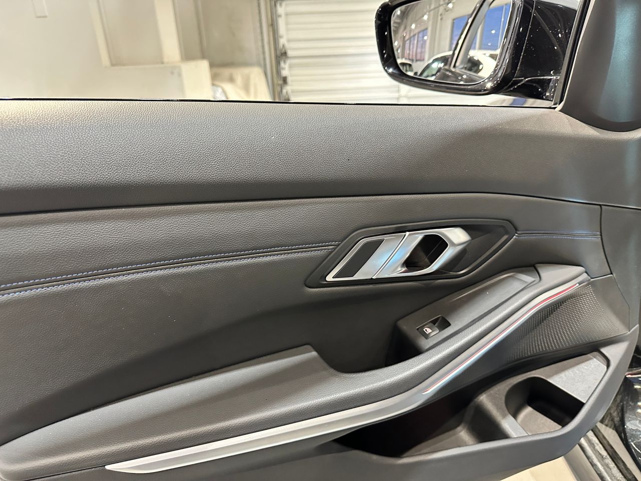 G20 320d xDrive RHD Saloon