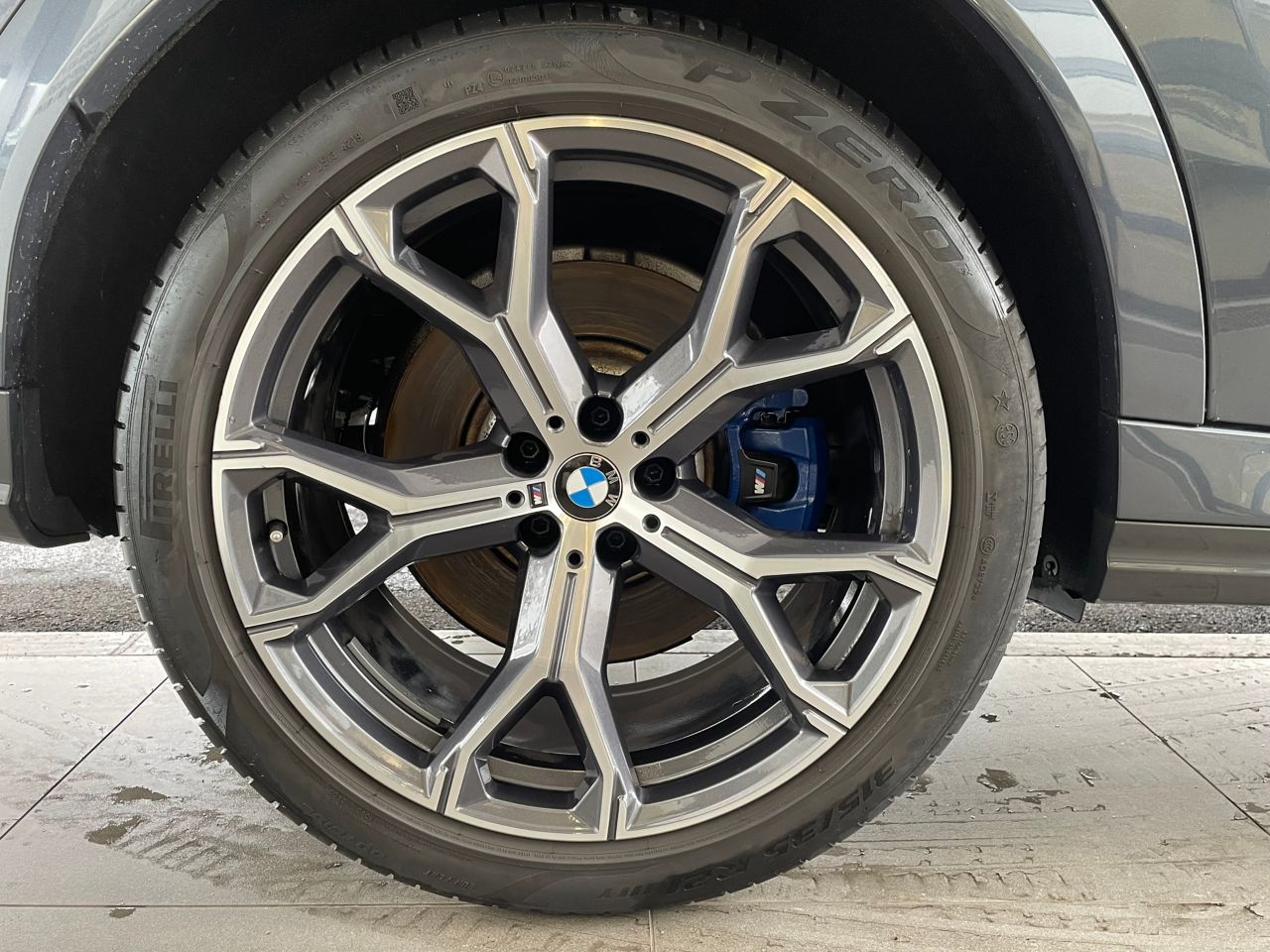 X* xDrive30d RHD