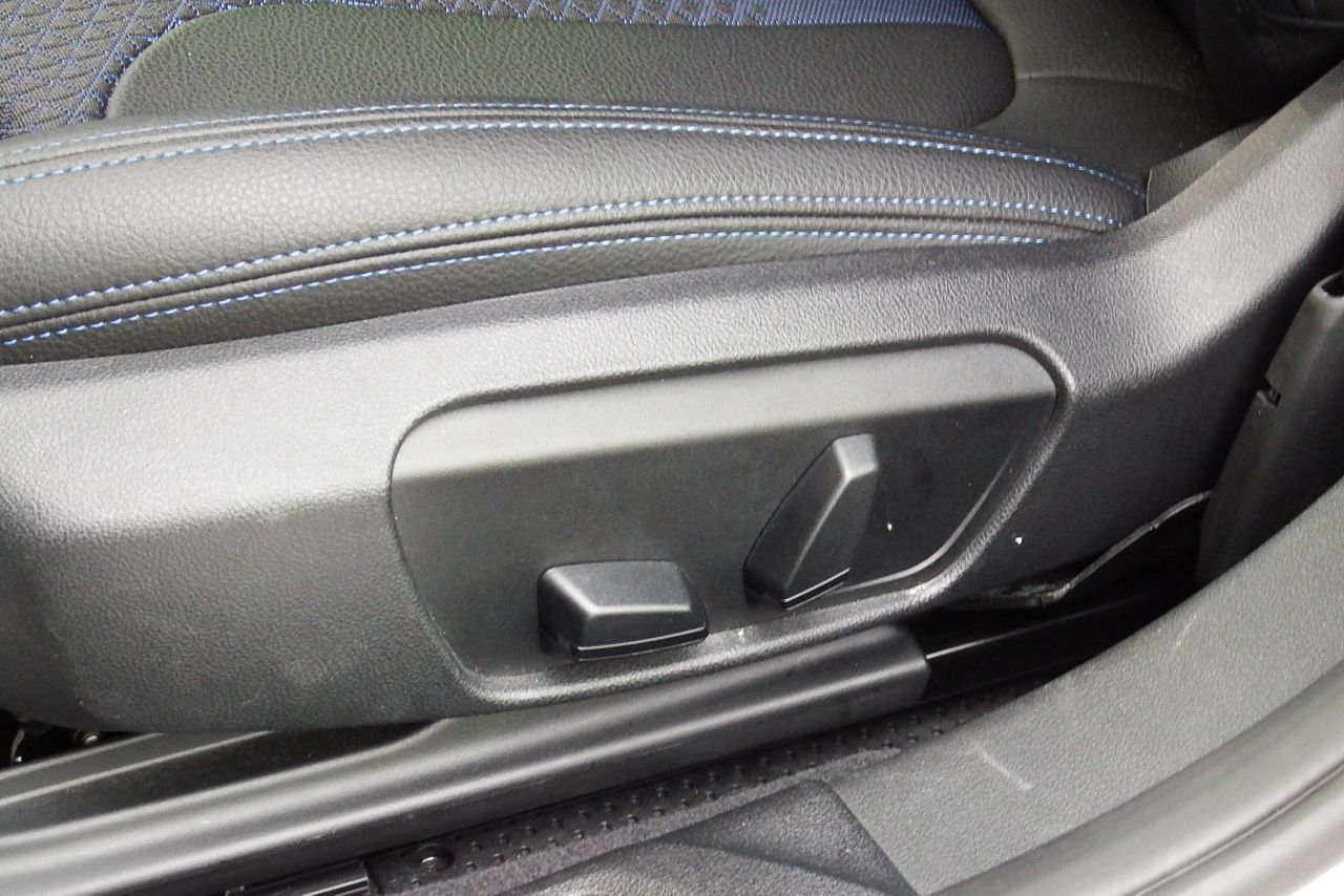 F40 118d Sports Hatch 5-door B47 2.0d