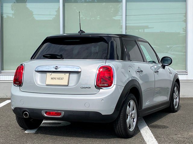 F55 MINI Cooper 5-Door Hatch LCI