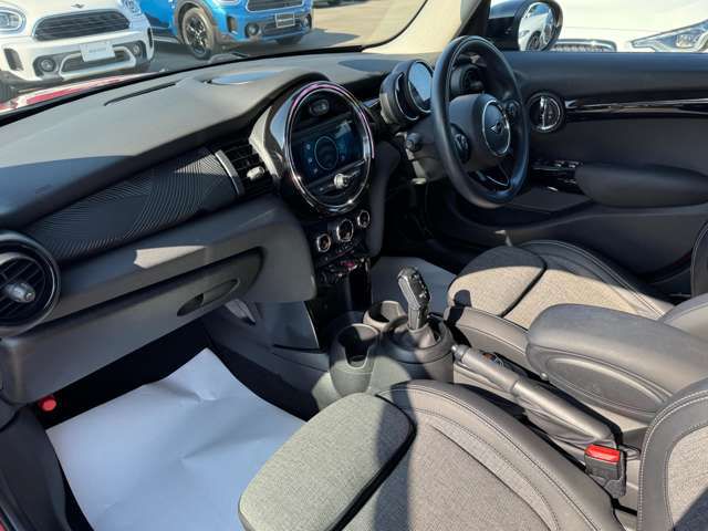 F55 MINI Cooper 5-Door Hatch LCI