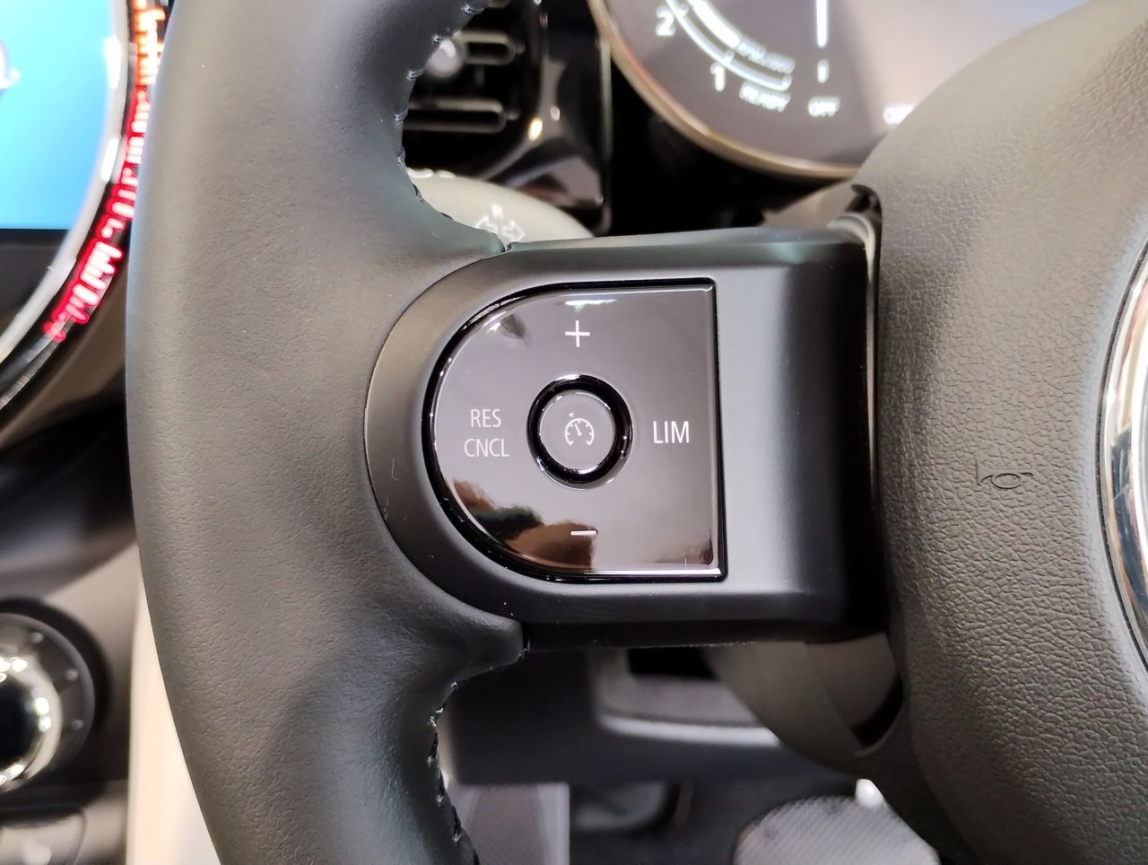 MINI Cooper S Convertible RHD