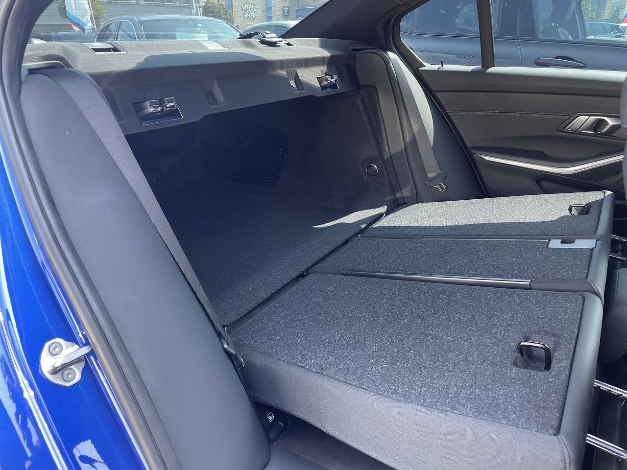 G20 320i Saloon RHD TU