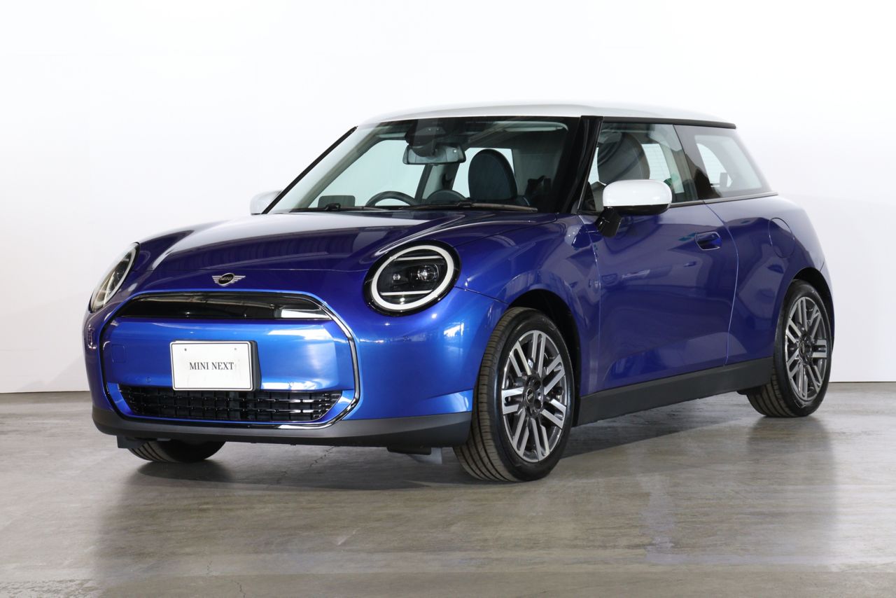 THE NEW ALL-ELECTRIC MINI COOPER E