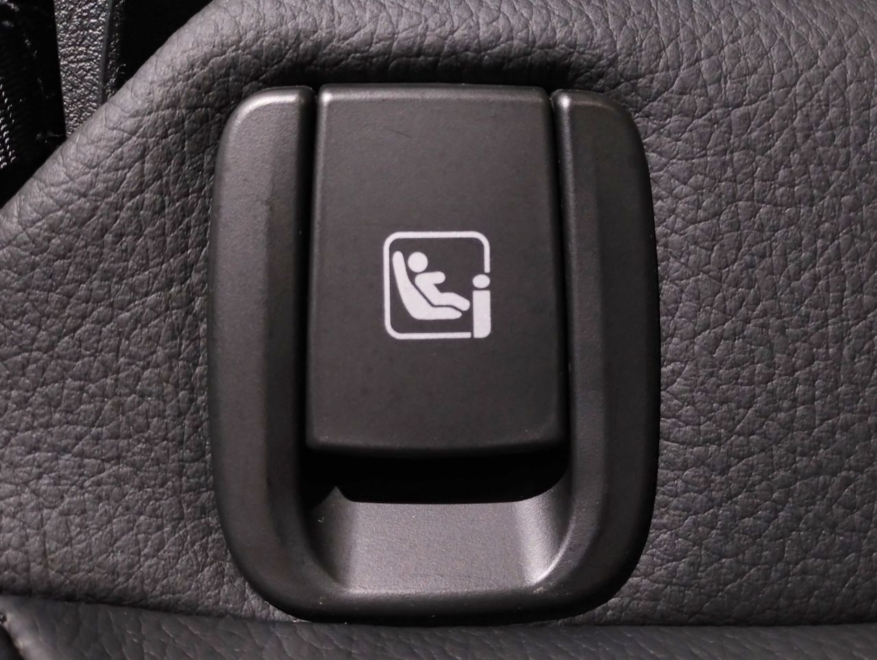 X1 sDrive18i RHD