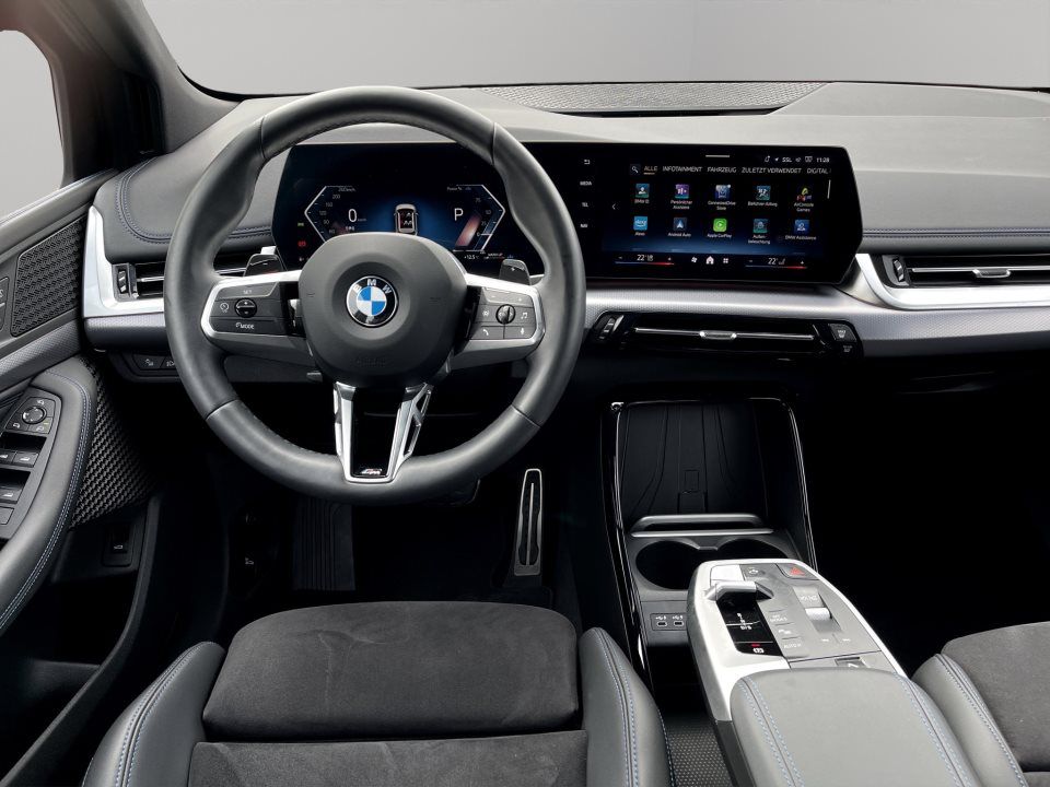 BMW 218