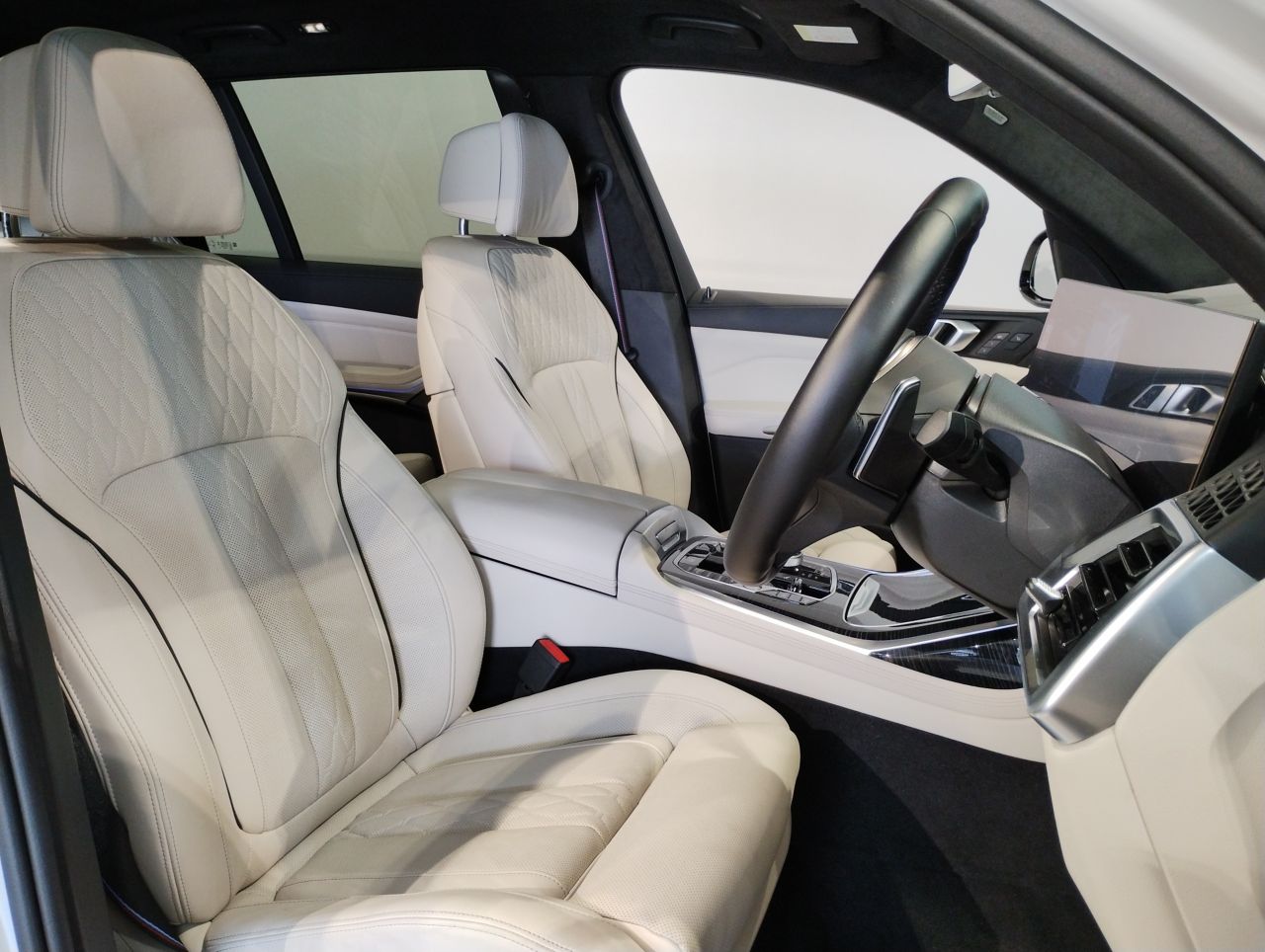 X7 xDrive40d RHD US