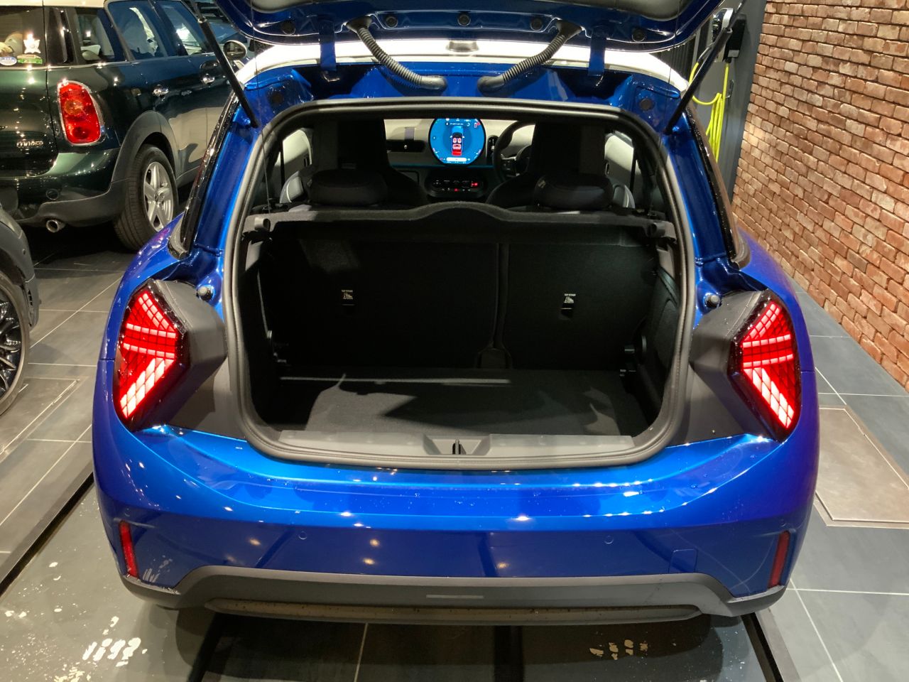 F66 MINI Cooper C 3Dr