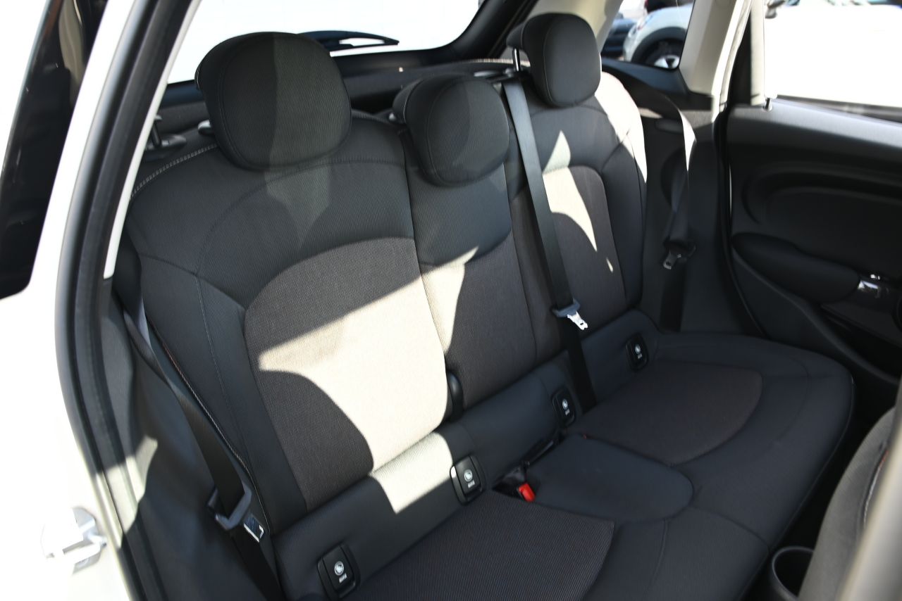 F55 MINI Cooper 5-Door Hatch LCI