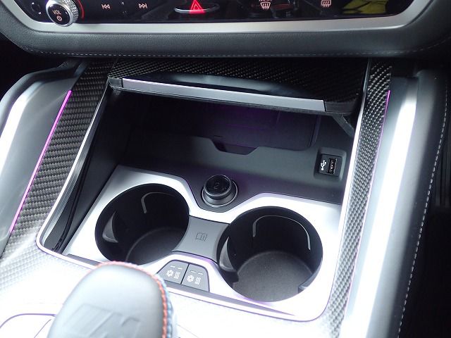 XM RHD