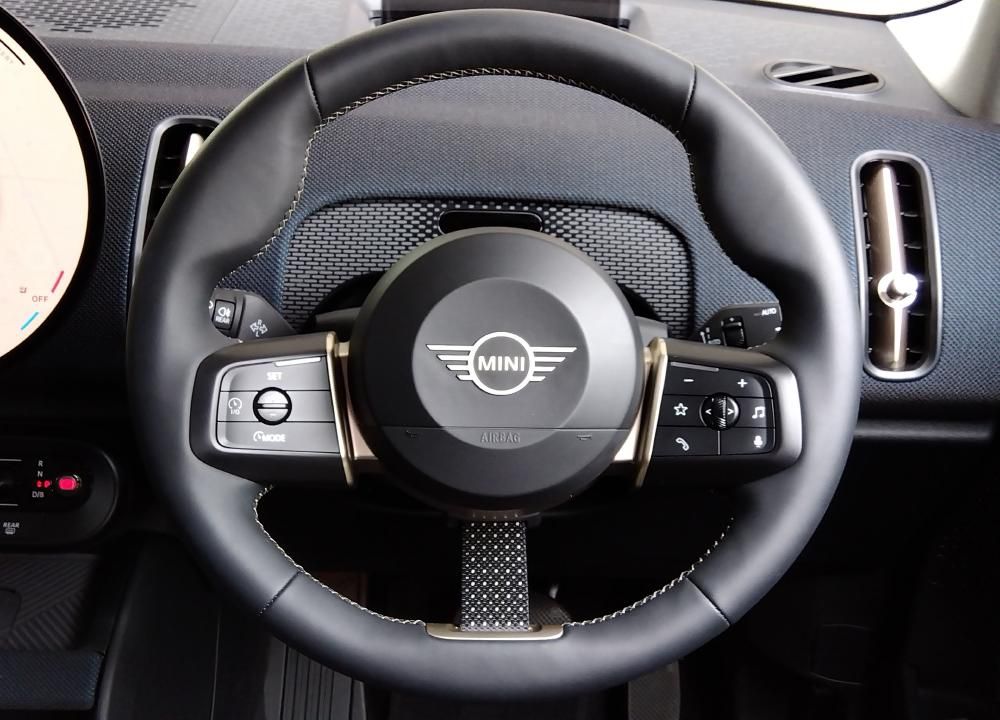 U25 MINI Countryman E