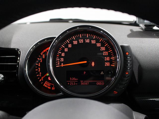 MINI COOPER S CLUBMAN