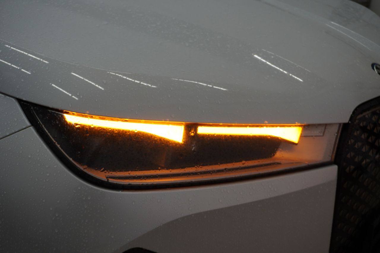 i20 iX xDrive40