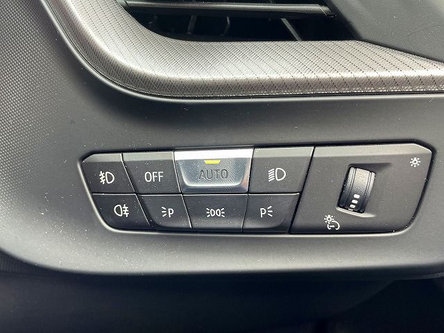 F40 118d Sports Hatch 5-door B47 2.0d