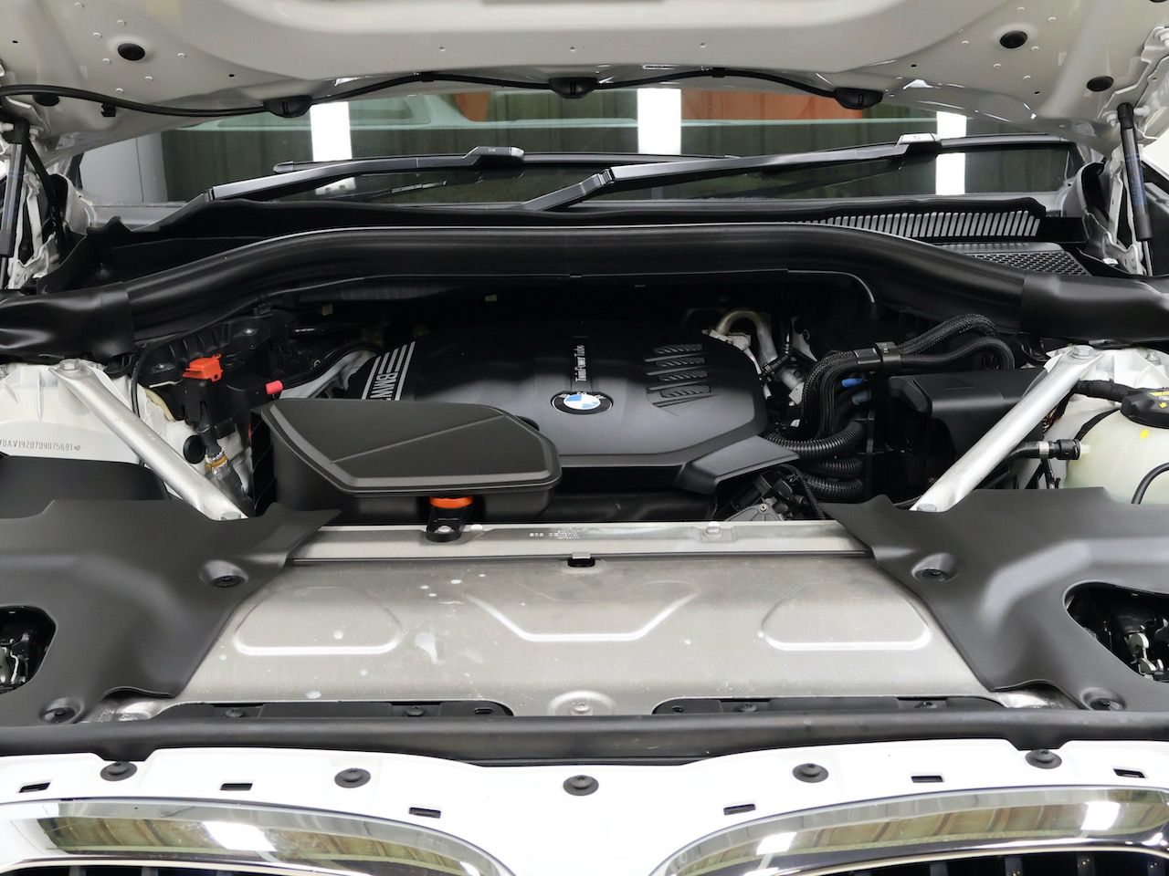X4 xDrive20d RHD