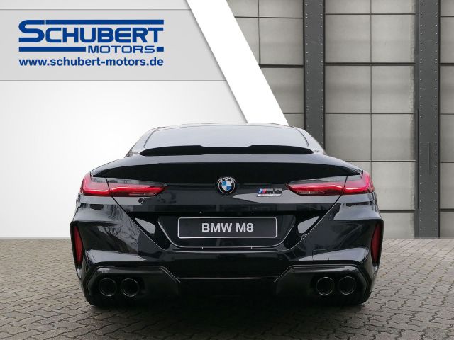BMW M8