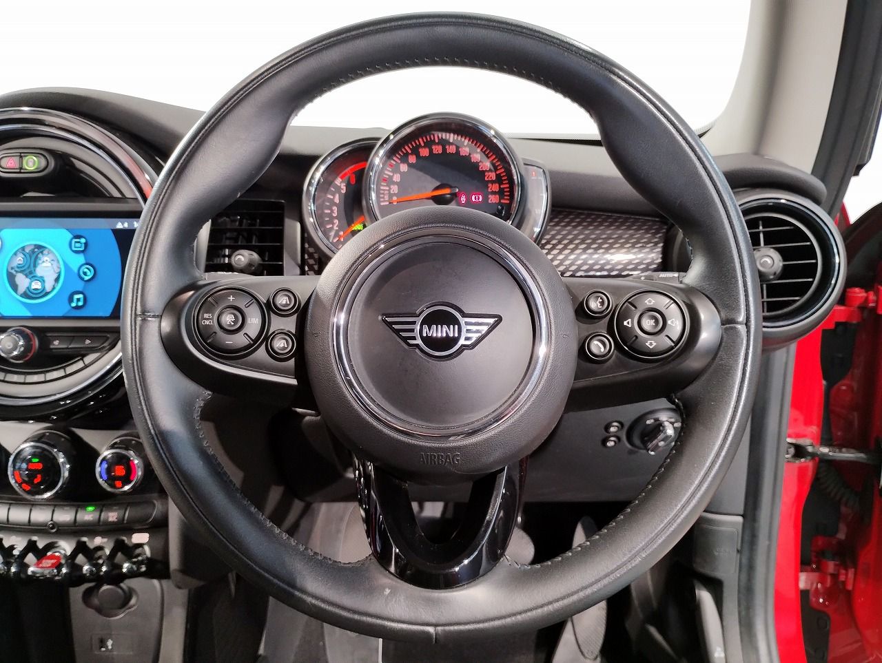 F56 COOPER S D(AT)