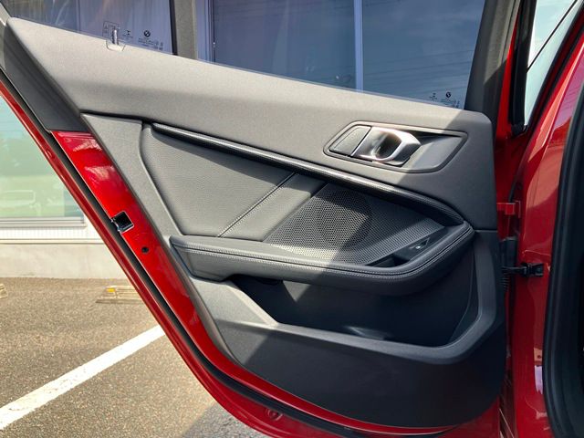 F40 118d Sports Hatch 5-door B47 2.0d