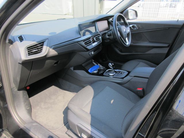 F40 118d Sports Hatch 5-door B47 2.0d
