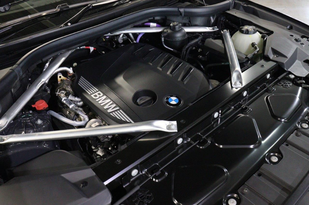 X5 xDrive40d RHD