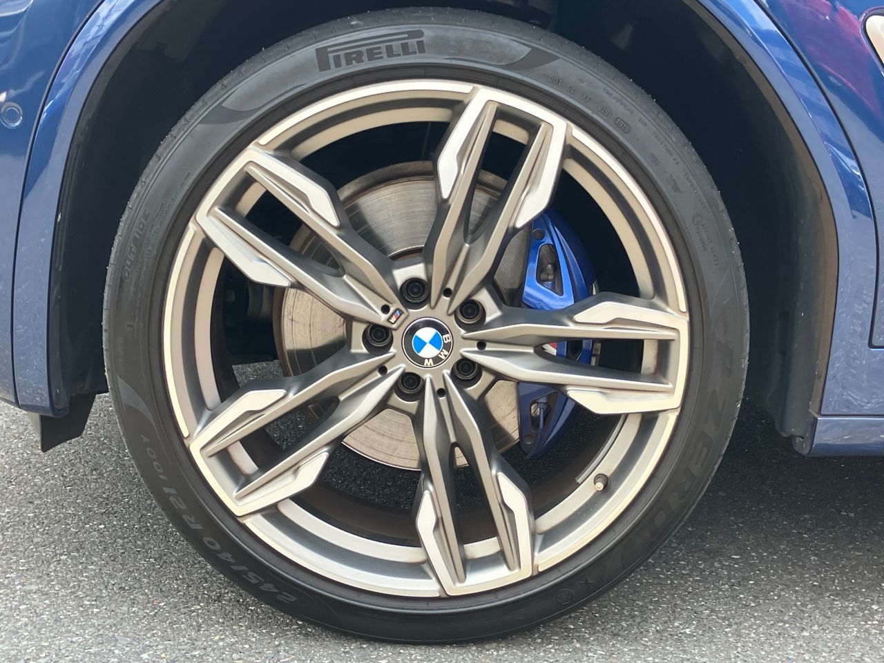 X3 M40d RHD