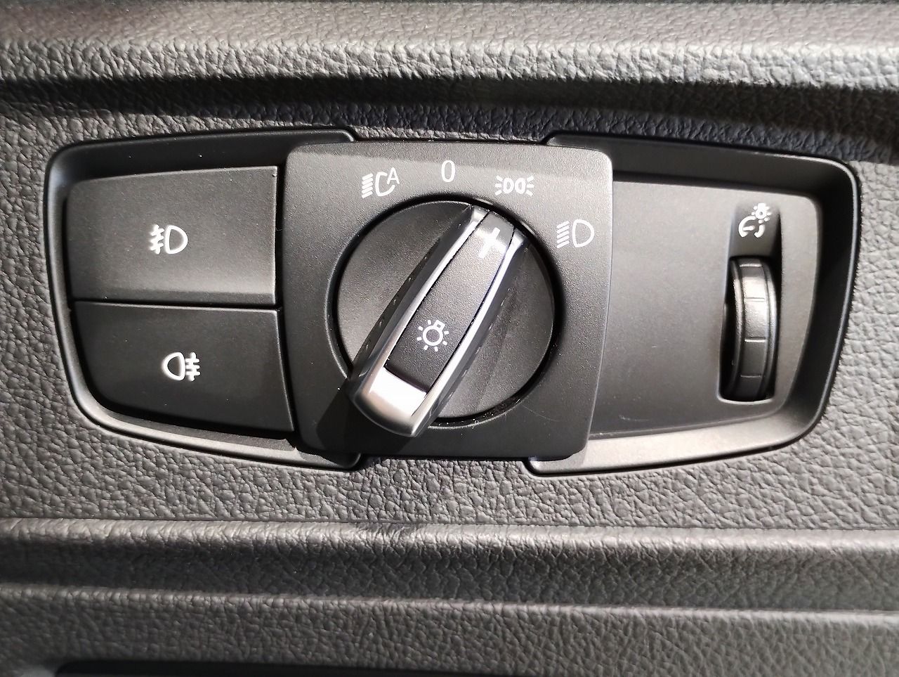 118D 5DOOR RHD