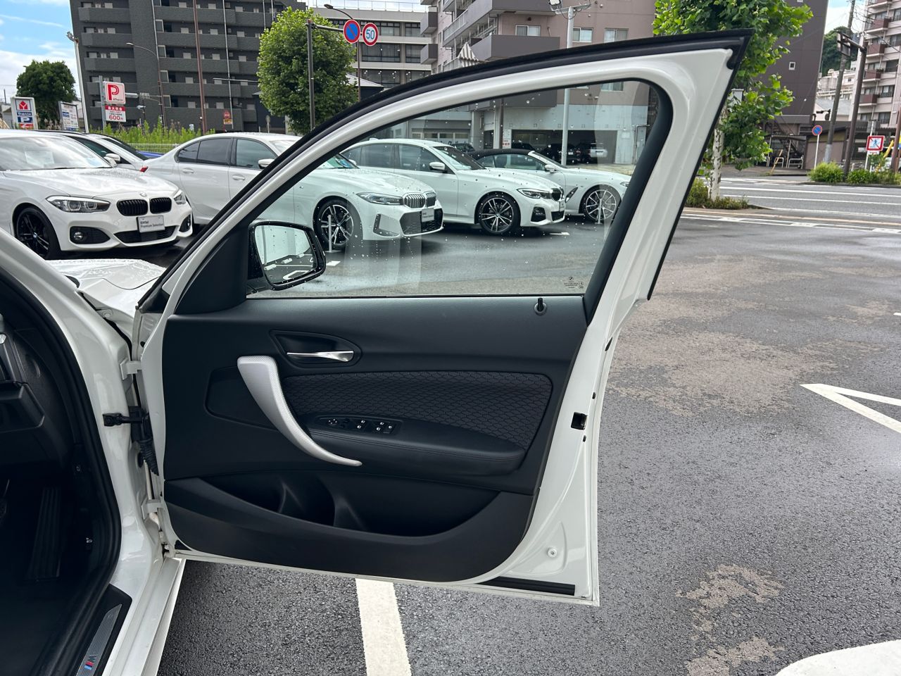 116I 5DOOR RHD