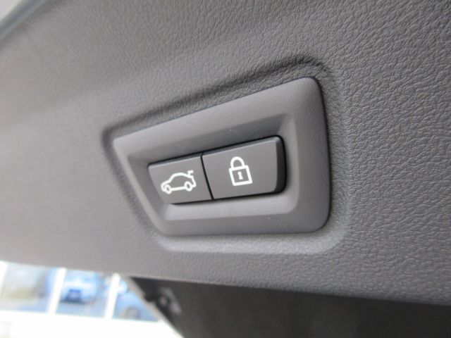 G26 i4 eDrive40 RHD