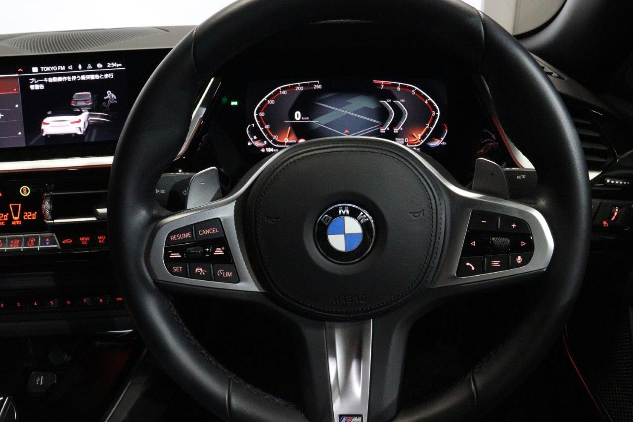G29 z4 sDrive20i RHD