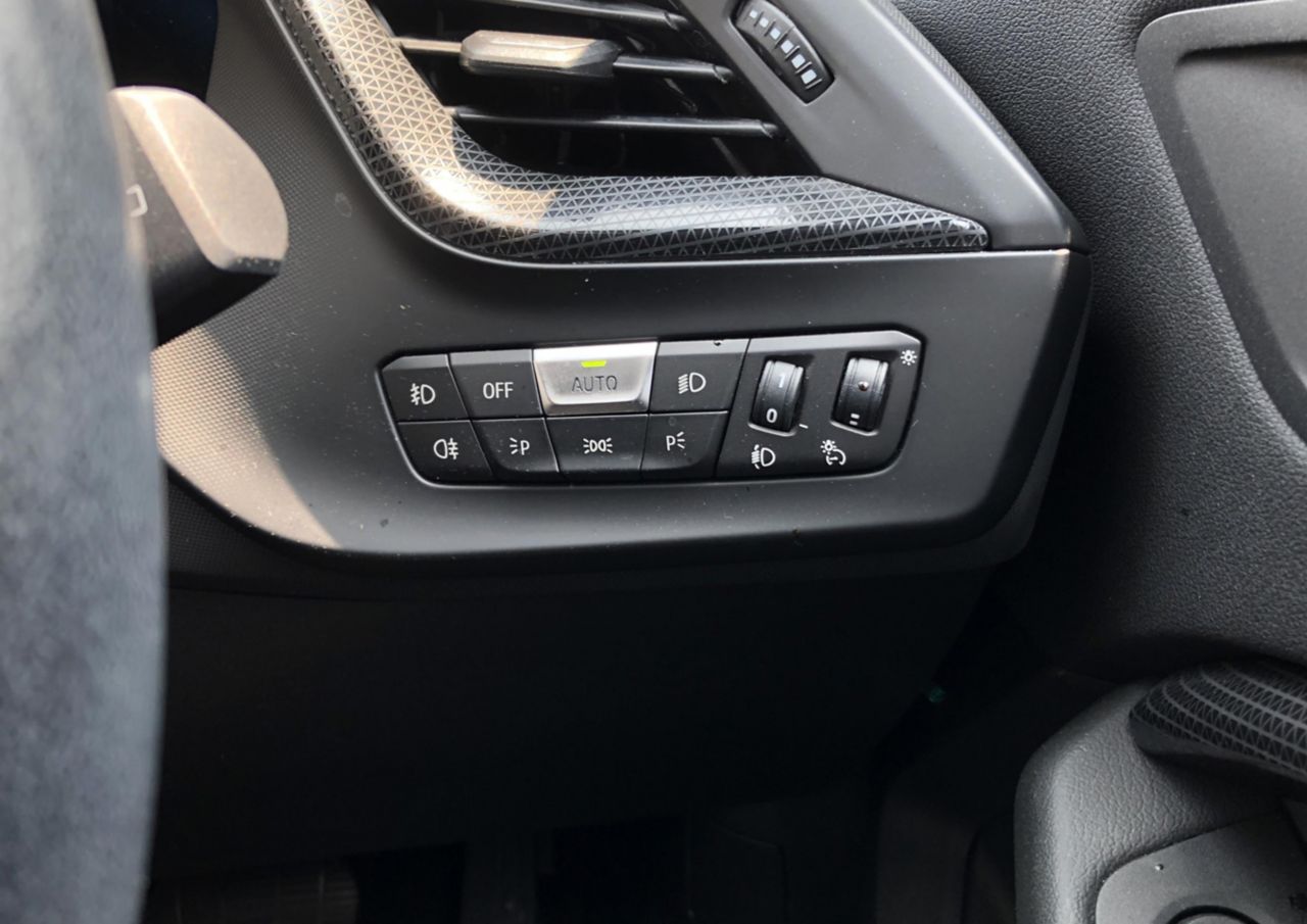 F40 118d Sports Hatch 5-door B47 2.0d