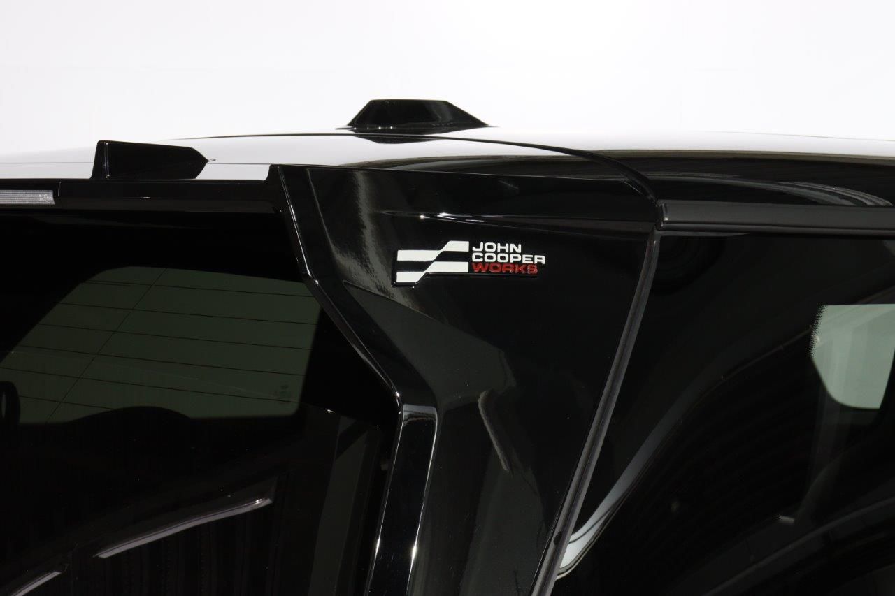 J01 MINI John Cooper Works Electric