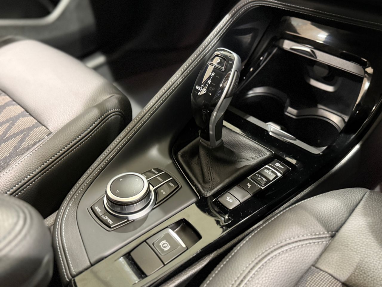 F48 X1 xDrive18d B47 2.0d LCI