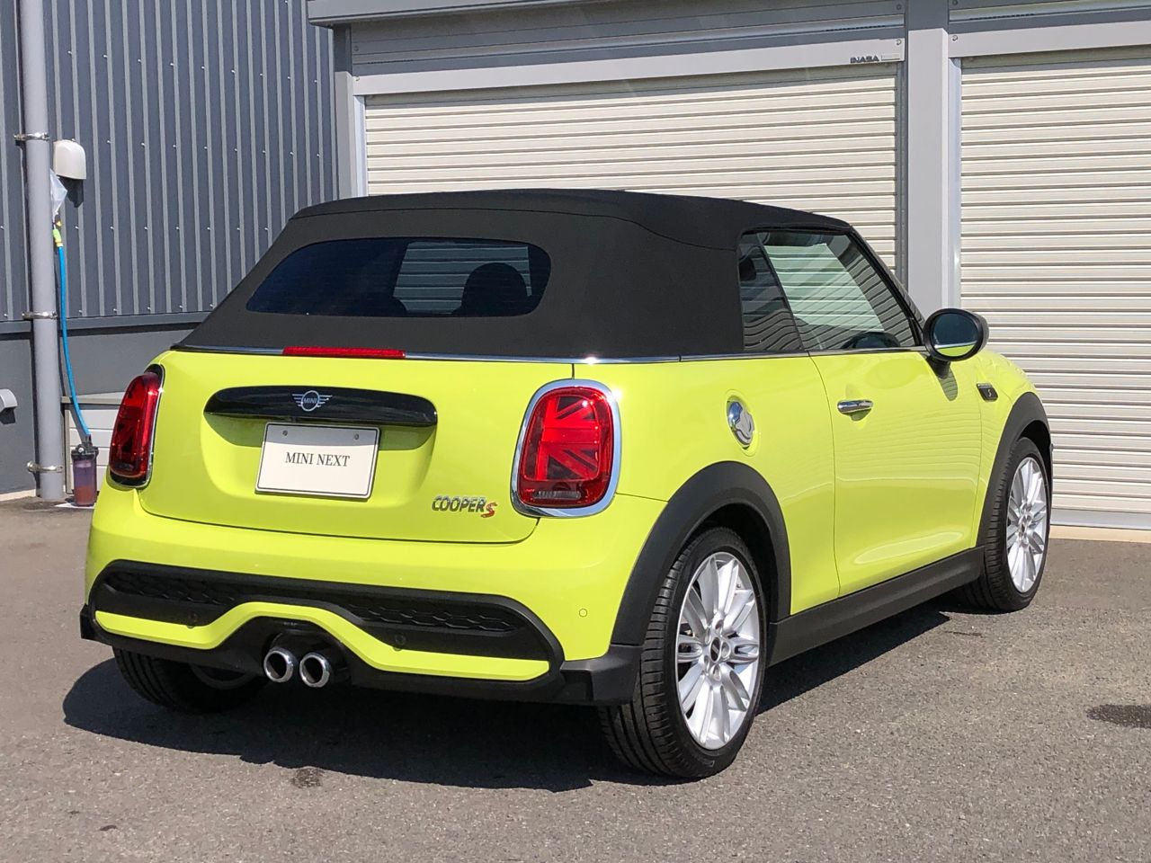 MINI Cooper S Convertible RHD