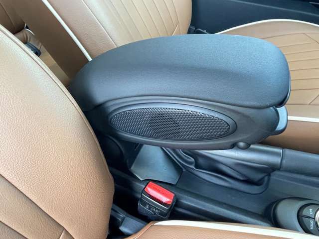 F56 MINI Cooper 3-Door Hatch LCI